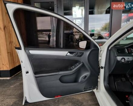 Білий Фольксваген Джетта, об'ємом двигуна 1.97 л та пробігом 180 тис. км за 9899 $, фото 35 на Automoto.ua