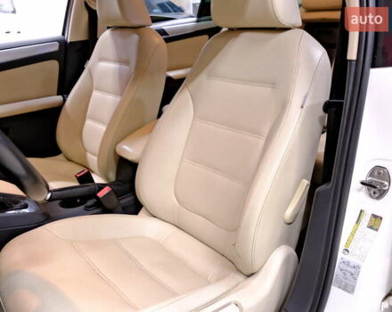 Білий Фольксваген Джетта, об'ємом двигуна 2.5 л та пробігом 168 тис. км за 8900 $, фото 27 на Automoto.ua