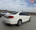 Белый Фольксваген Джетта, объемом двигателя 2.5 л и пробегом 237 тыс. км за 7600 $, фото 5 на Automoto.ua