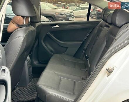 Белый Фольксваген Джетта, объемом двигателя 2.5 л и пробегом 265 тыс. км за 8590 $, фото 13 на Automoto.ua