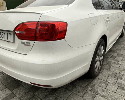 Белый Фольксваген Джетта, объемом двигателя 2.48 л и пробегом 209 тыс. км за 8300 $, фото 20 на Automoto.ua