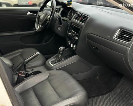 Белый Фольксваген Джетта, объемом двигателя 2.5 л и пробегом 265 тыс. км за 8590 $, фото 21 на Automoto.ua