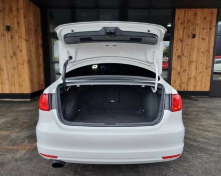 Білий Фольксваген Джетта, об'ємом двигуна 1.97 л та пробігом 180 тис. км за 10399 $, фото 5 на Automoto.ua