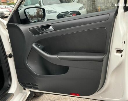 Белый Фольксваген Джетта, объемом двигателя 2.5 л и пробегом 265 тыс. км за 8590 $, фото 20 на Automoto.ua