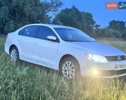 Белый Фольксваген Джетта, объемом двигателя 2.5 л и пробегом 203 тыс. км за 10500 $, фото 3 на Automoto.ua