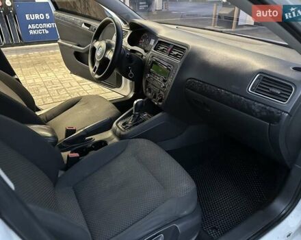 Белый Фольксваген Джетта, объемом двигателя 1.98 л и пробегом 206 тыс. км за 7499 $, фото 35 на Automoto.ua