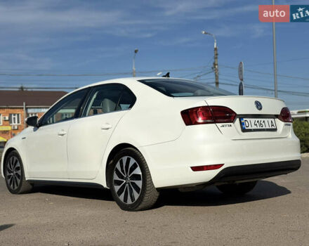 Білий Фольксваген Джетта, об'ємом двигуна 1.39 л та пробігом 186 тис. км за 10800 $, фото 4 на Automoto.ua