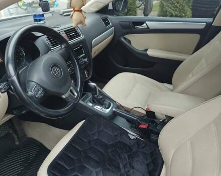 Білий Фольксваген Джетта, об'ємом двигуна 1.8 л та пробігом 268 тис. км за 8600 $, фото 2 на Automoto.ua