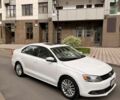 Белый Фольксваген Джетта, объемом двигателя 2.5 л и пробегом 162 тыс. км за 10000 $, фото 1 на Automoto.ua