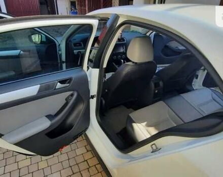 Белый Фольксваген Джетта, объемом двигателя 1.39 л и пробегом 160 тыс. км за 8200 $, фото 5 на Automoto.ua