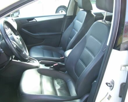 Белый Фольксваген Джетта, объемом двигателя 2.5 л и пробегом 89 тыс. км за 7000 $, фото 8 на Automoto.ua