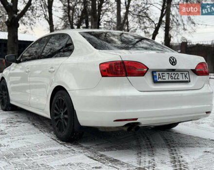 Белый Фольксваген Джетта, объемом двигателя 2.48 л и пробегом 220 тыс. км за 7999 $, фото 6 на Automoto.ua