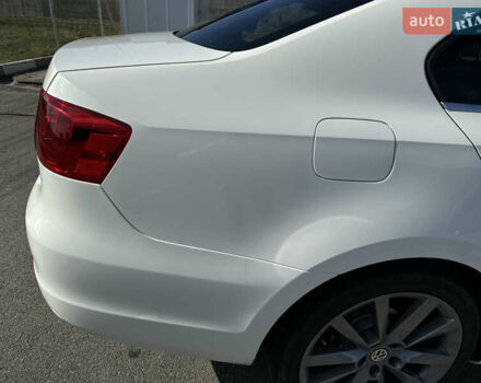 Белый Фольксваген Джетта, объемом двигателя 2.48 л и пробегом 230 тыс. км за 9700 $, фото 13 на Automoto.ua