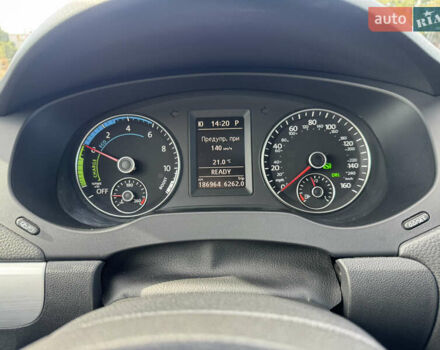 Білий Фольксваген Джетта, об'ємом двигуна 1.39 л та пробігом 186 тис. км за 10800 $, фото 10 на Automoto.ua