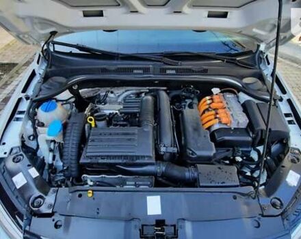 Белый Фольксваген Джетта, объемом двигателя 1.39 л и пробегом 160 тыс. км за 8200 $, фото 21 на Automoto.ua