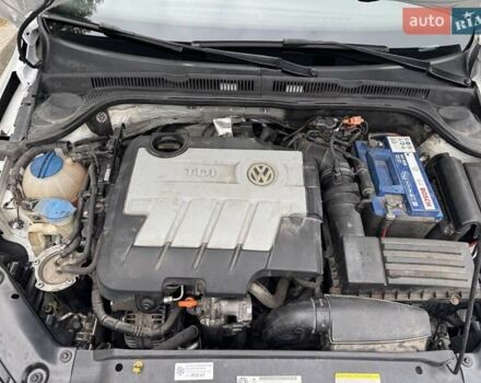 Білий Фольксваген Джетта, об'ємом двигуна 1.97 л та пробігом 216 тис. км за 10600 $, фото 16 на Automoto.ua