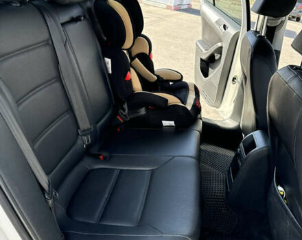 Белый Фольксваген Джетта, объемом двигателя 2.48 л и пробегом 230 тыс. км за 9700 $, фото 20 на Automoto.ua