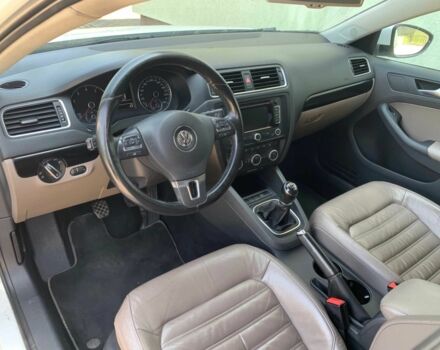 Белый Фольксваген Джетта, объемом двигателя 1.4 л и пробегом 88 тыс. км за 4000 $, фото 5 на Automoto.ua