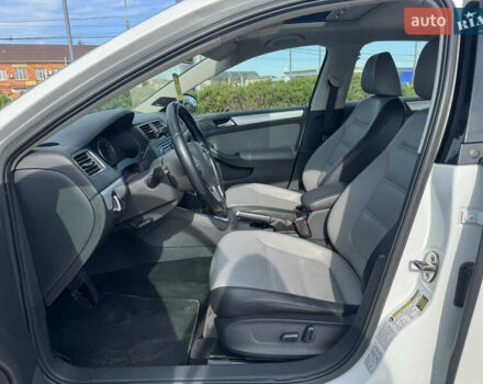 Білий Фольксваген Джетта, об'ємом двигуна 1.39 л та пробігом 186 тис. км за 10800 $, фото 16 на Automoto.ua