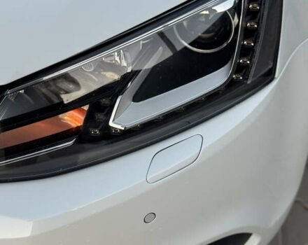 Белый Фольксваген Джетта, объемом двигателя 1.4 л и пробегом 243 тыс. км за 10999 $, фото 26 на Automoto.ua