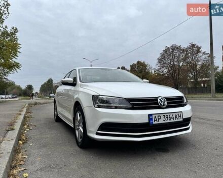 Фольксваген Джетта 2013 в Запорожье на Automoto.ua Белый Фольксваген Джетта, объемом двигателя 1.97 л и пробегом 216 тыс. км за 10400 $, фото 2 на Automoto.ua