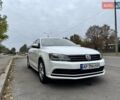 Фольксваген Джетта 2013 в Запорожье на Automoto.ua Белый Фольксваген Джетта, объемом двигателя 1.97 л и пробегом 216 тыс. км за 10400 $, фото 2 на Automoto.ua