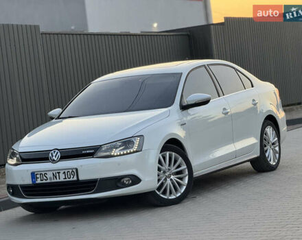 Белый Фольксваген Джетта, объемом двигателя 1.4 л и пробегом 243 тыс. км за 10999 $, фото 18 на Automoto.ua