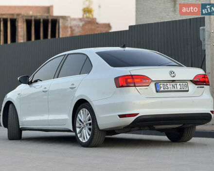 Белый Фольксваген Джетта, объемом двигателя 1.4 л и пробегом 243 тыс. км за 10999 $, фото 14 на Automoto.ua