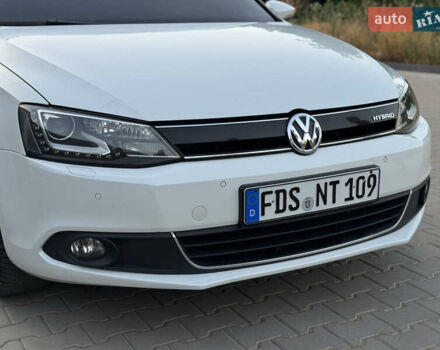 Белый Фольксваген Джетта, объемом двигателя 1.4 л и пробегом 243 тыс. км за 10999 $, фото 23 на Automoto.ua
