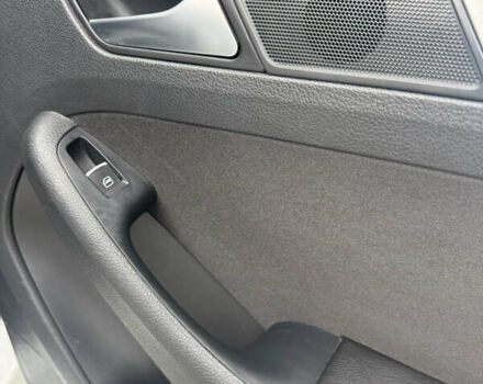 Белый Фольксваген Джетта, объемом двигателя 1.4 л и пробегом 243 тыс. км за 10999 $, фото 50 на Automoto.ua