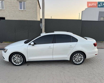 Белый Фольксваген Джетта, объемом двигателя 1.4 л и пробегом 243 тыс. км за 10999 $, фото 21 на Automoto.ua