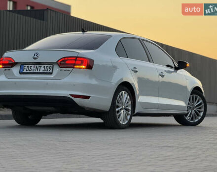 Белый Фольксваген Джетта, объемом двигателя 1.4 л и пробегом 243 тыс. км за 10999 $, фото 8 на Automoto.ua
