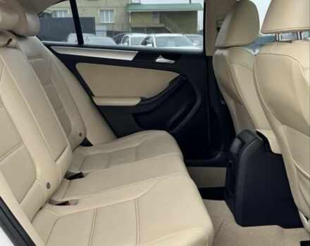 Белый Фольксваген Джетта, объемом двигателя 1.8 л и пробегом 220 тыс. км за 9800 $, фото 15 на Automoto.ua