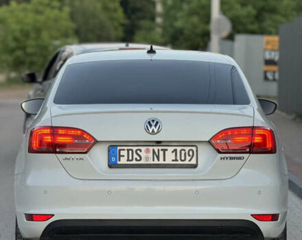 Белый Фольксваген Джетта, объемом двигателя 1.4 л и пробегом 243 тыс. км за 10999 $, фото 12 на Automoto.ua