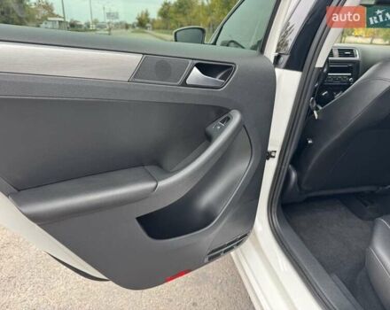 Білий Фольксваген Джетта, об'ємом двигуна 1.97 л та пробігом 216 тис. км за 10600 $, фото 22 на Automoto.ua