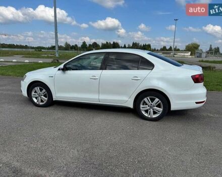 Белый Фольксваген Джетта, объемом двигателя 1.4 л и пробегом 242 тыс. км за 7900 $, фото 2 на Automoto.ua