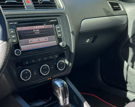 Белый Фольксваген Джетта, объемом двигателя 2 л и пробегом 170 тыс. км за 10200 $, фото 10 на Automoto.ua