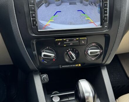 Белый Фольксваген Джетта, объемом двигателя 1.8 л и пробегом 220 тыс. км за 9800 $, фото 19 на Automoto.ua