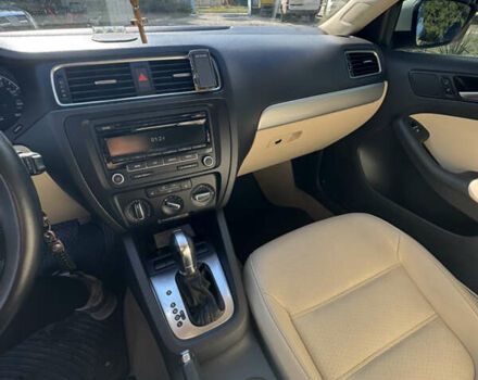 Білий Фольксваген Джетта, об'ємом двигуна 2.5 л та пробігом 115 тис. км за 10200 $, фото 10 на Automoto.ua