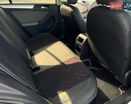 Белый Фольксваген Джетта, объемом двигателя 1.4 л и пробегом 242 тыс. км за 7900 $, фото 33 на Automoto.ua