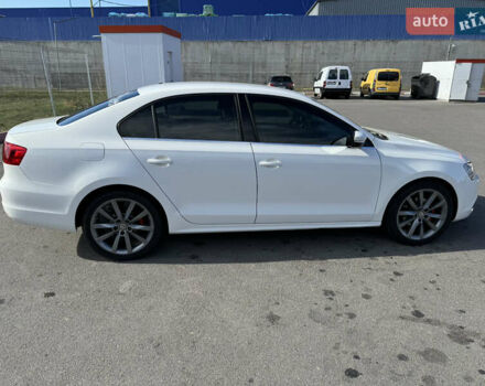 Белый Фольксваген Джетта, объемом двигателя 2.48 л и пробегом 230 тыс. км за 9700 $, фото 4 на Automoto.ua