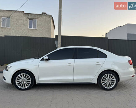 Белый Фольксваген Джетта, объемом двигателя 1.4 л и пробегом 243 тыс. км за 10999 $, фото 19 на Automoto.ua