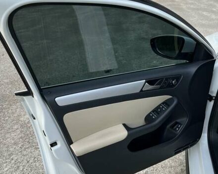 Білий Фольксваген Джетта, об'ємом двигуна 1.39 л та пробігом 128 тис. км за 9400 $, фото 8 на Automoto.ua