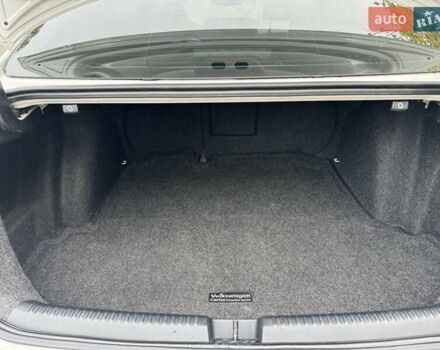 Білий Фольксваген Джетта, об'ємом двигуна 1.97 л та пробігом 216 тис. км за 10600 $, фото 10 на Automoto.ua