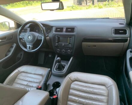 Белый Фольксваген Джетта, объемом двигателя 1.4 л и пробегом 88 тыс. км за 4000 $, фото 12 на Automoto.ua