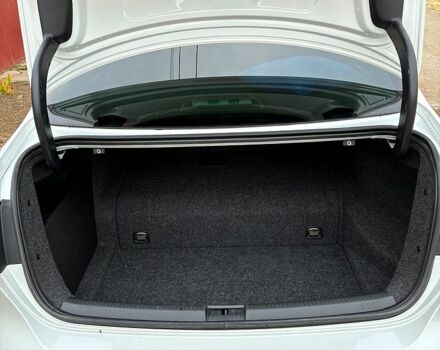 Белый Фольксваген Джетта, объемом двигателя 1.4 л и пробегом 165 тыс. км за 10500 $, фото 3 на Automoto.ua