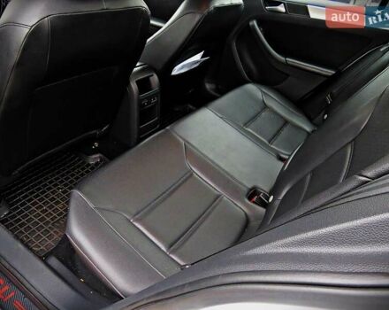 Белый Фольксваген Джетта, объемом двигателя 1.8 л и пробегом 183 тыс. км за 8900 $, фото 13 на Automoto.ua