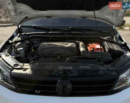 Білий Фольксваген Джетта, об'ємом двигуна 1.8 л та пробігом 203 тис. км за 9800 $, фото 21 на Automoto.ua