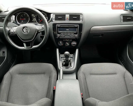 Белый Фольксваген Джетта, объемом двигателя 1.97 л и пробегом 270 тыс. км за 9500 $, фото 31 на Automoto.ua