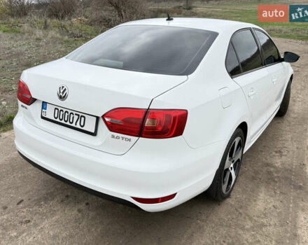 Белый Фольксваген Джетта, объемом двигателя 2 л и пробегом 195 тыс. км за 9000 $, фото 7 на Automoto.ua